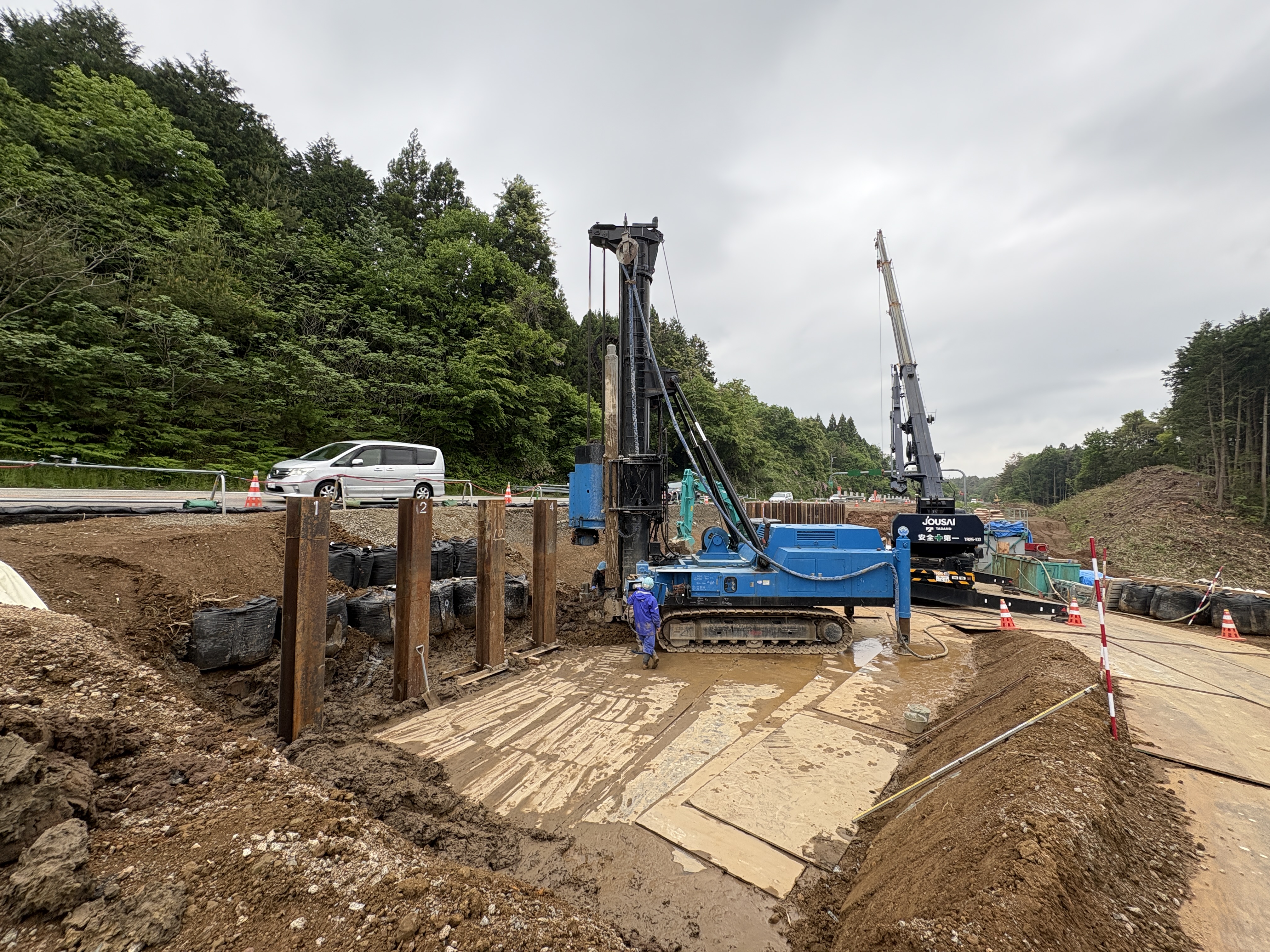 能越道 越の原横田道路復旧その6　：　MLT工法